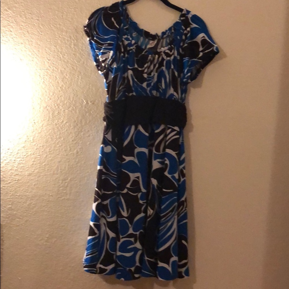 Size Large Japanese Weekend Maternity Dress